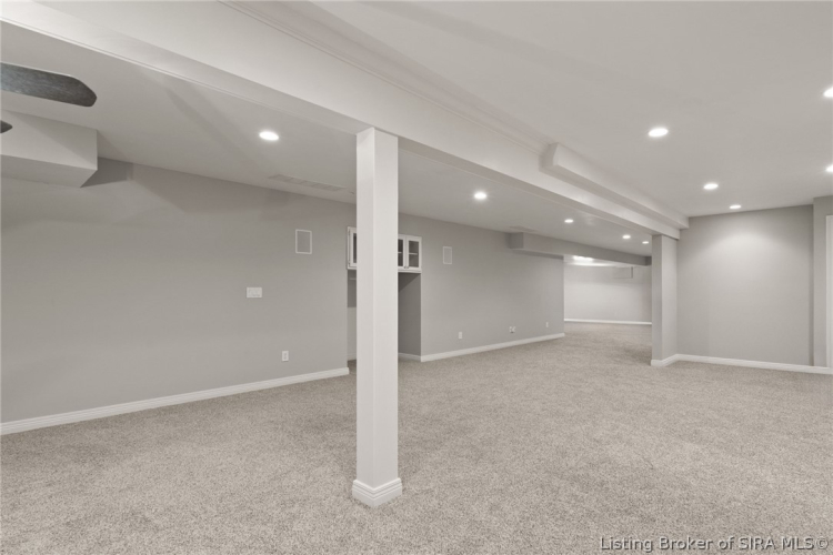 Listing Image 52