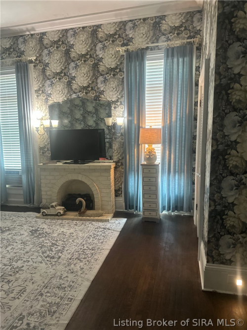 Listing Image 19