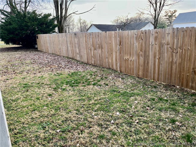 Listing Image 24
