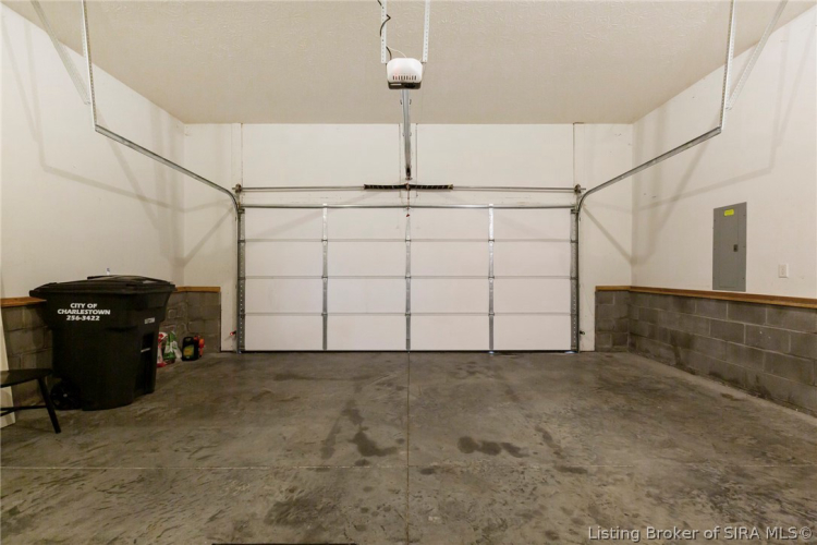 Listing Image 27