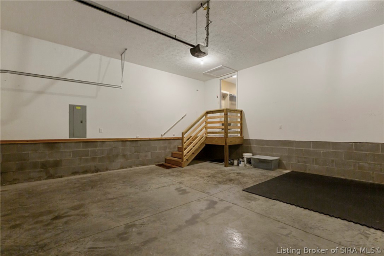 Listing Image 28