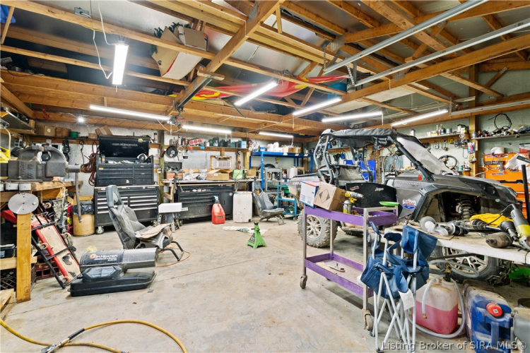 Listing Image 10