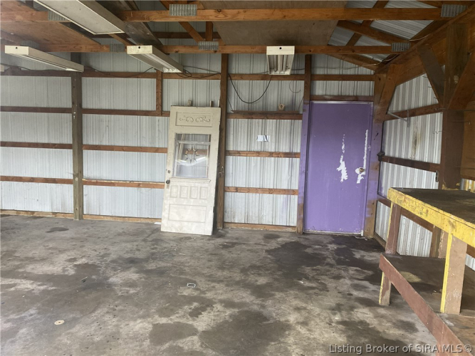 Listing Image 14