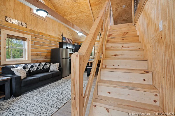 Listing Image 16