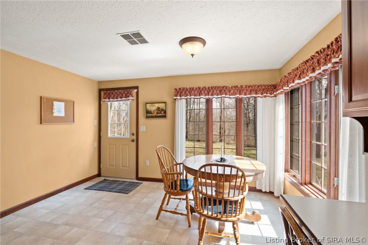 Listing Image 53
