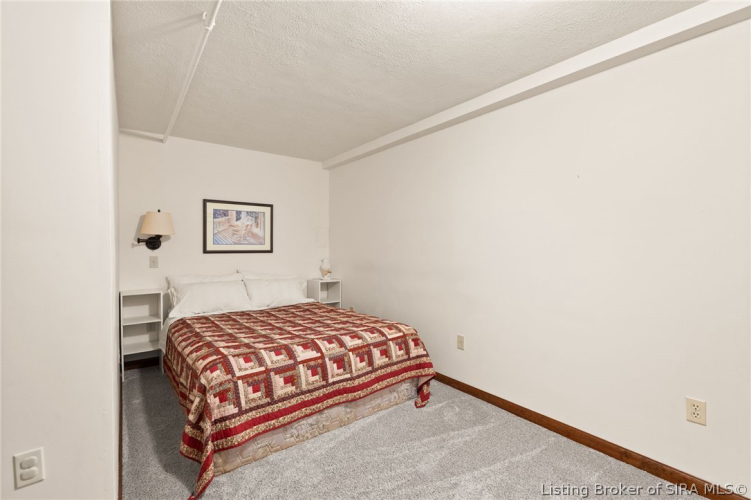 Listing Image 58