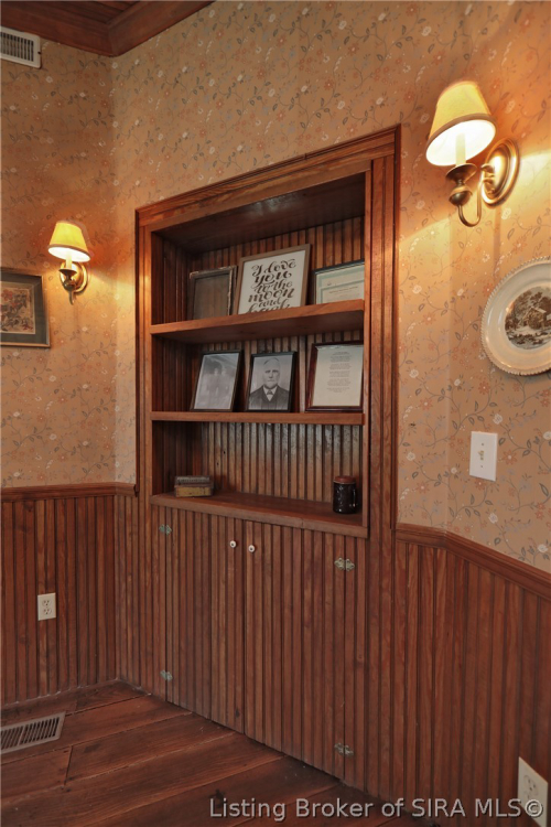 Listing Image 16