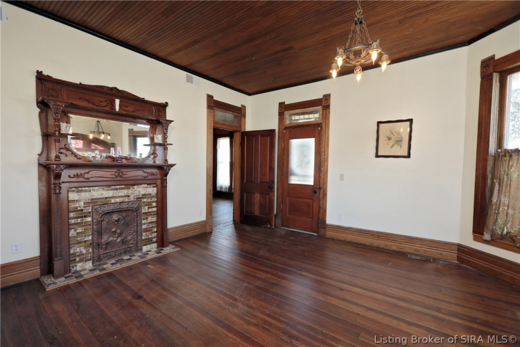 Listing Image 18