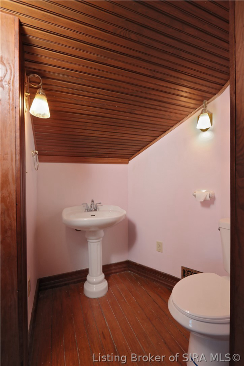 Listing Image 56
