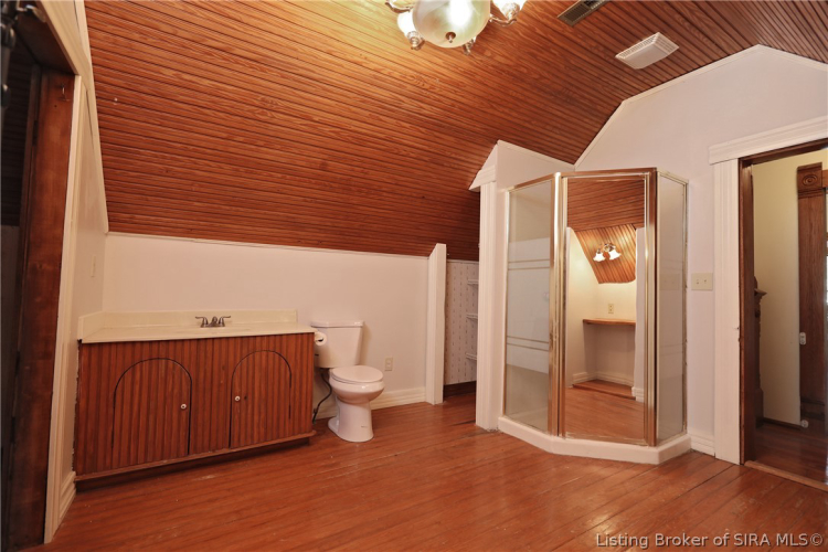 Listing Image 58