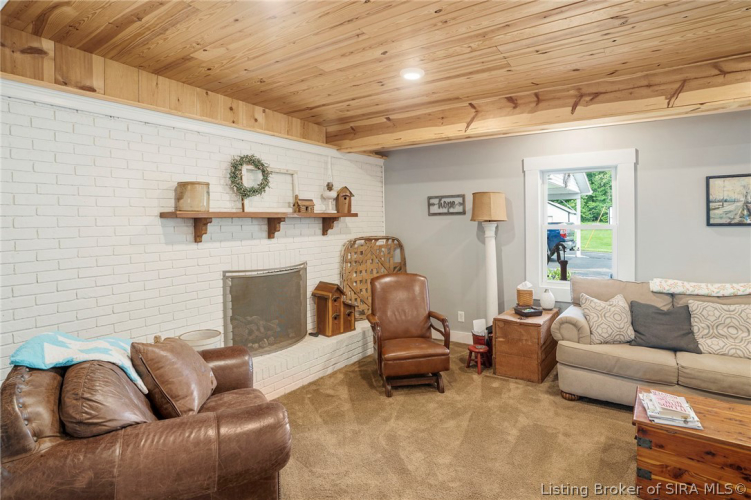 Listing Image 5