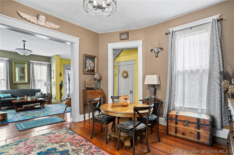 Listing Image 13