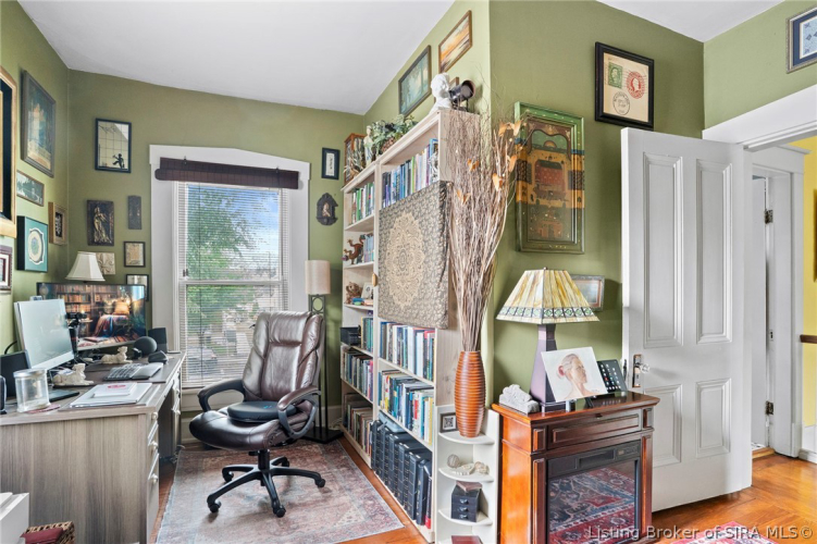 Listing Image 31