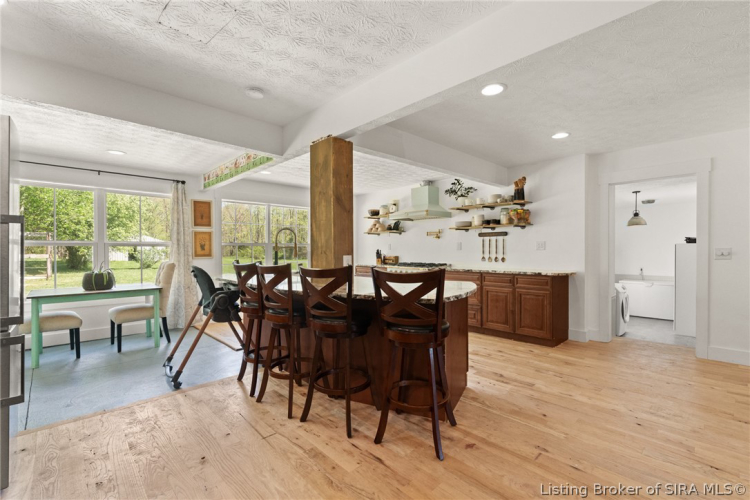 Listing Image 23