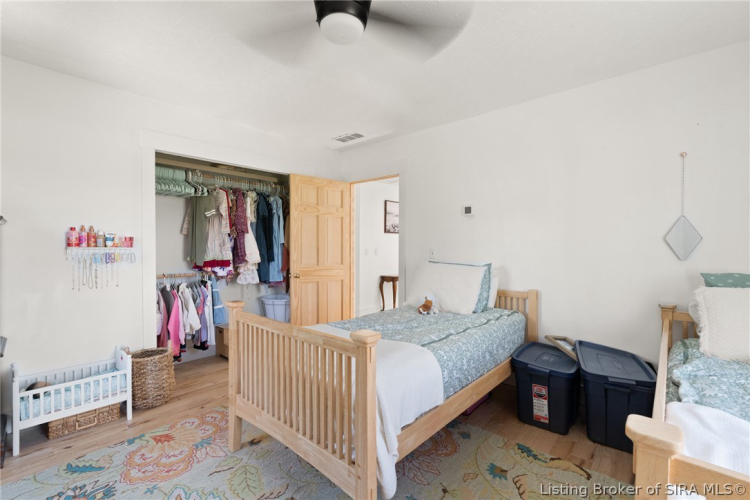 Listing Image 35