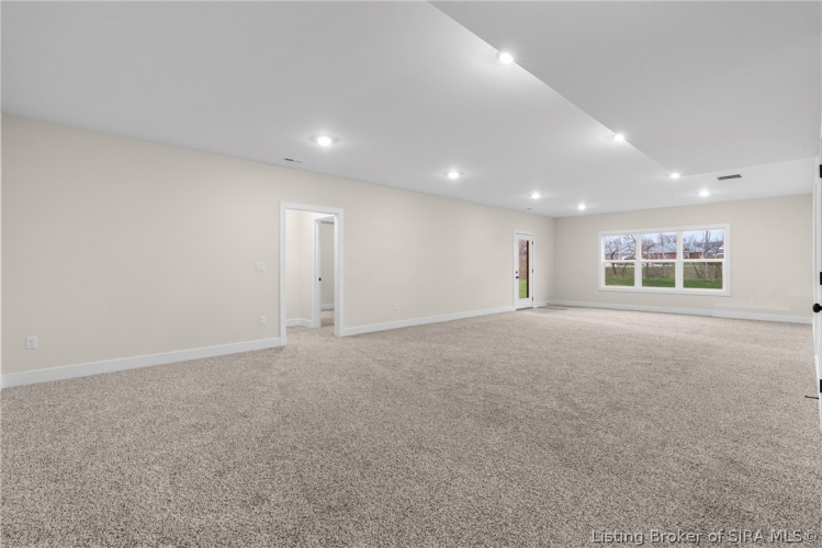 Listing Image 24