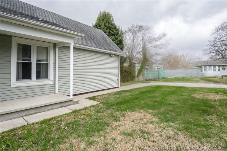 Listing Image 22