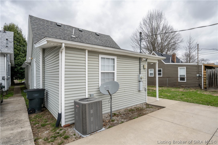 Listing Image 24