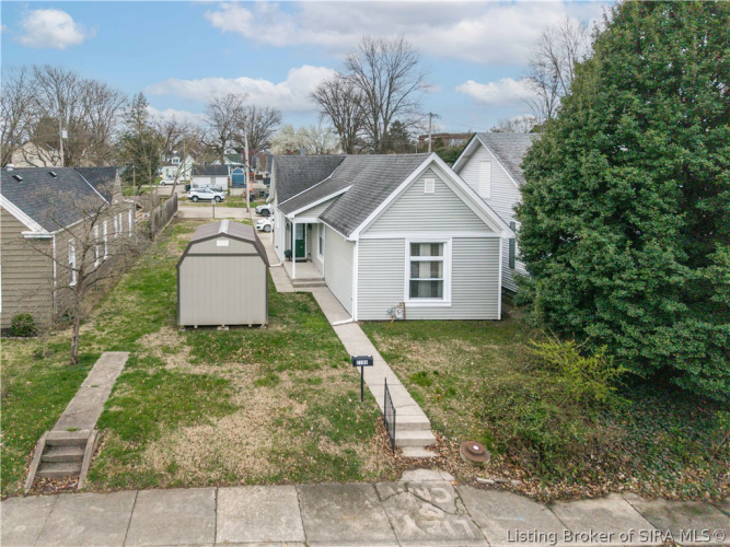 Listing Image 5