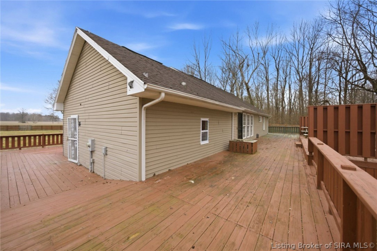 Listing Image 44
