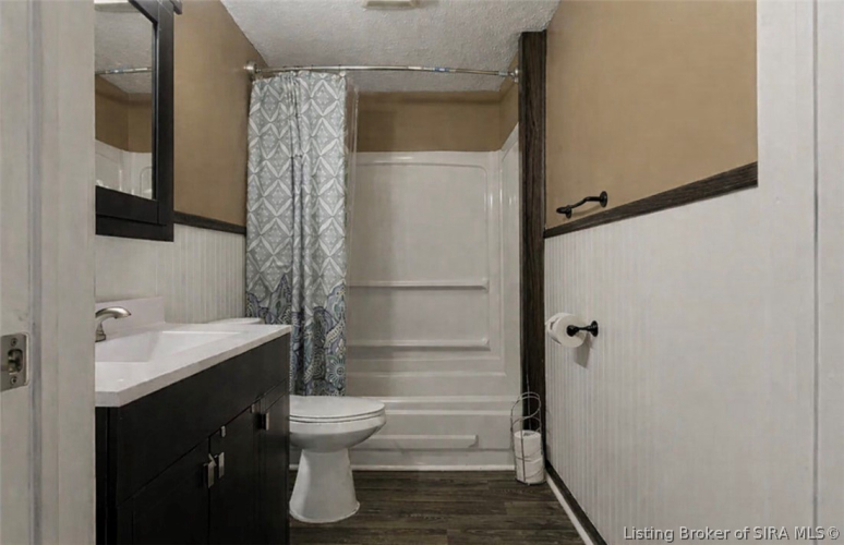 Listing Image 16