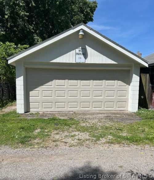 Listing Image 42