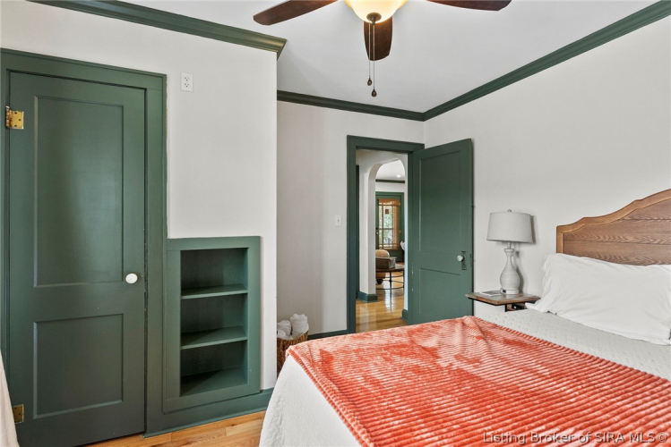 Listing Image 14