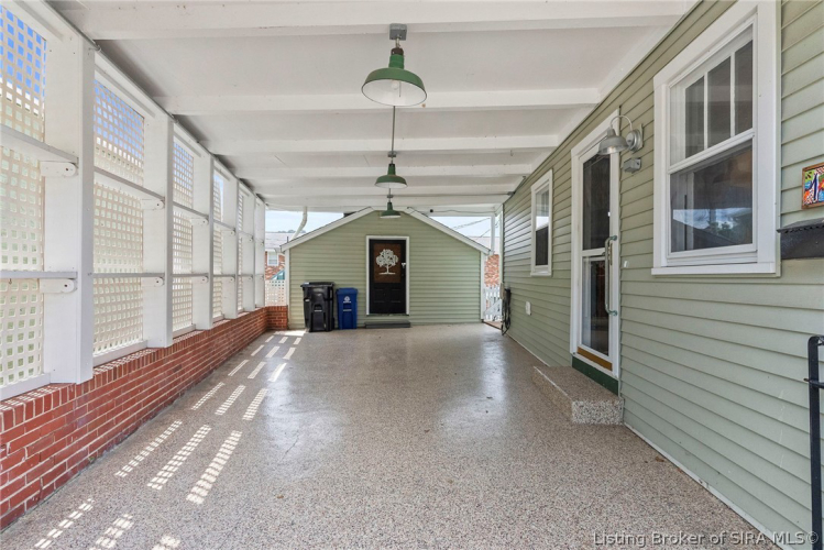 Listing Image 29