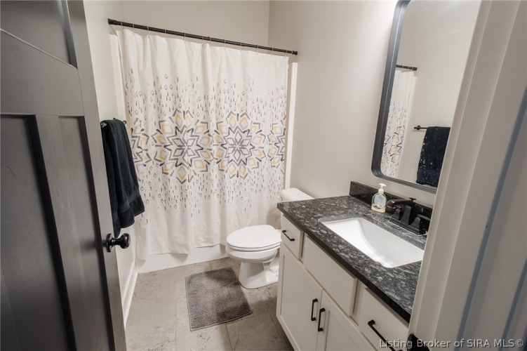 Listing Image 18