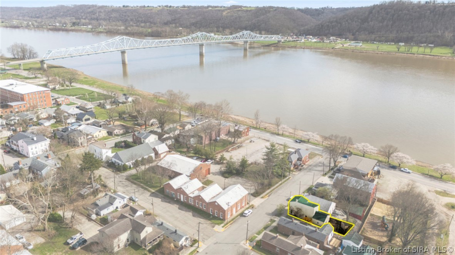 Listing Image 12