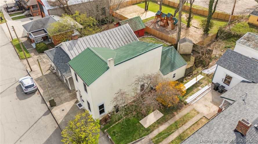 Listing Image 10
