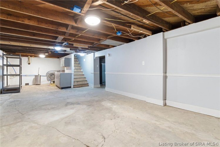 Listing Image 46