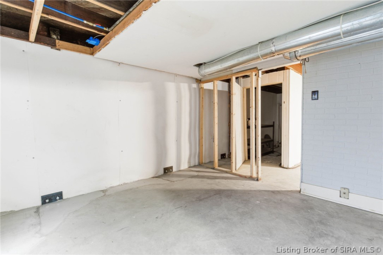 Listing Image 52