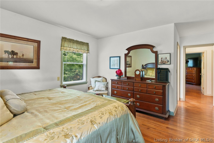 Listing Image 20