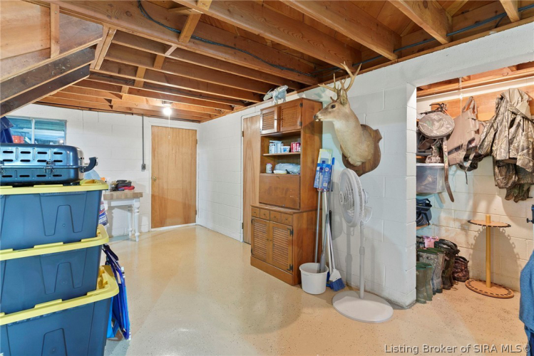 Listing Image 29