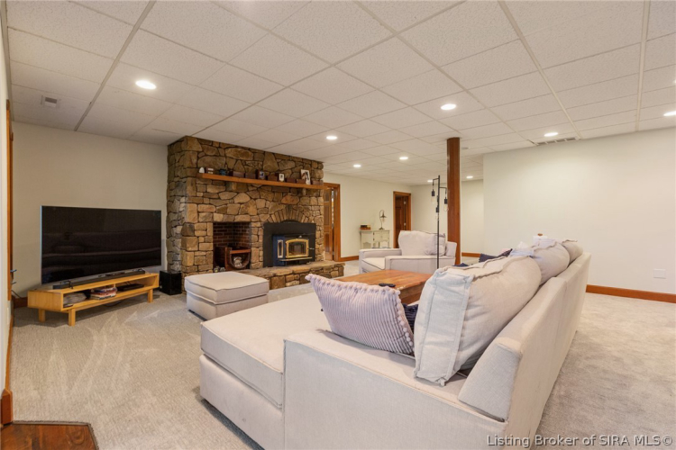 Listing Image 47