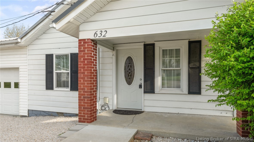 Listing Image 4