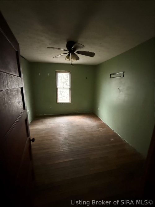 Listing Image 20