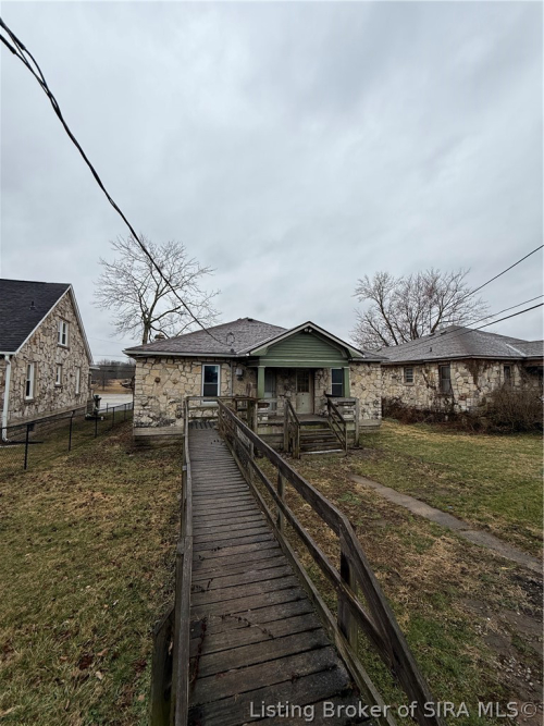 Listing Image 5