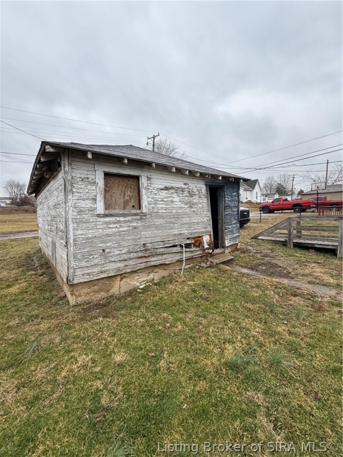 Listing Image 8