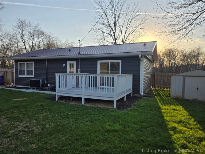 Listing Image 5