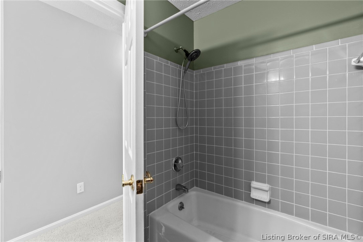Listing Image 52
