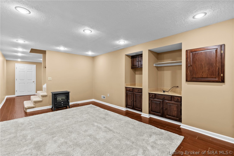 Listing Image 65