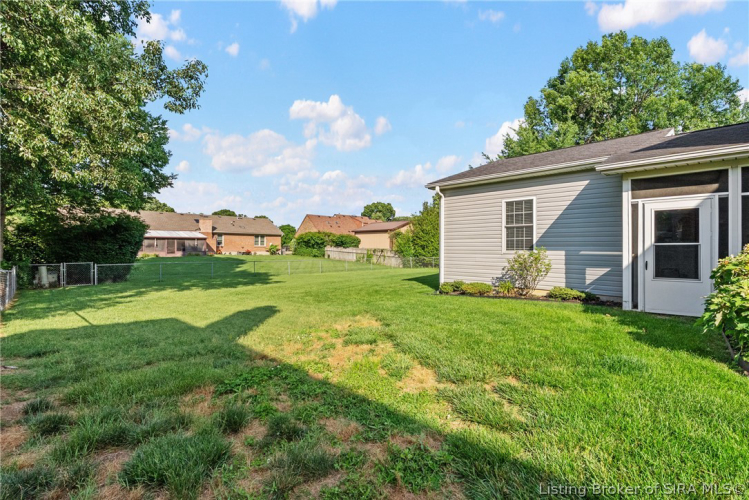 Listing Image 73