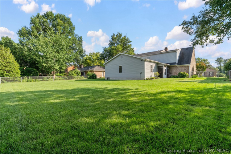 Listing Image 74