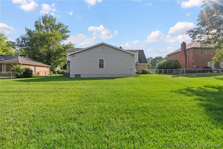 Listing Image 75