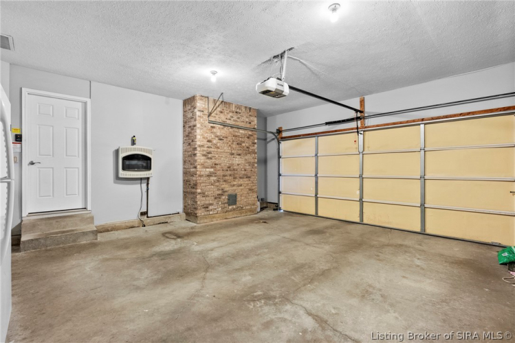 Listing Image 82