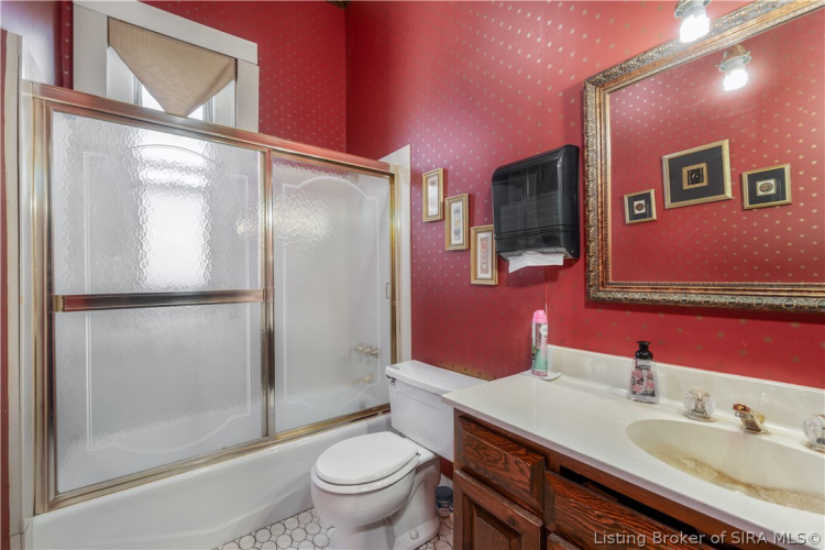 Listing Image 19
