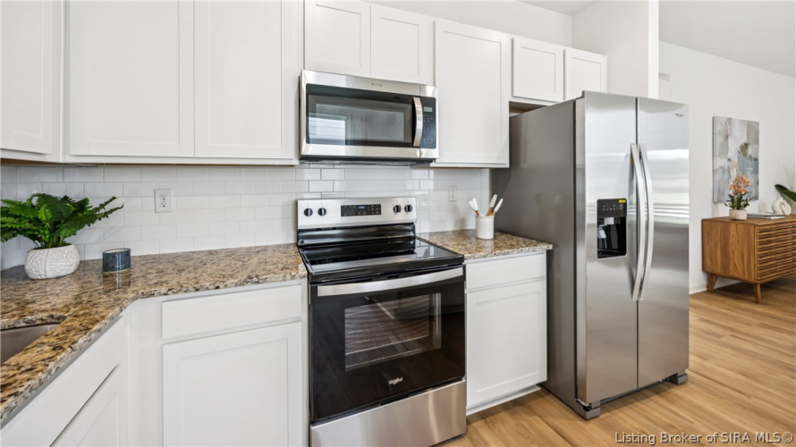 Listing Image 5