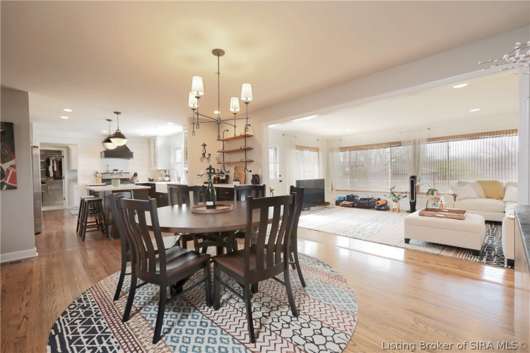 Listing Image 19